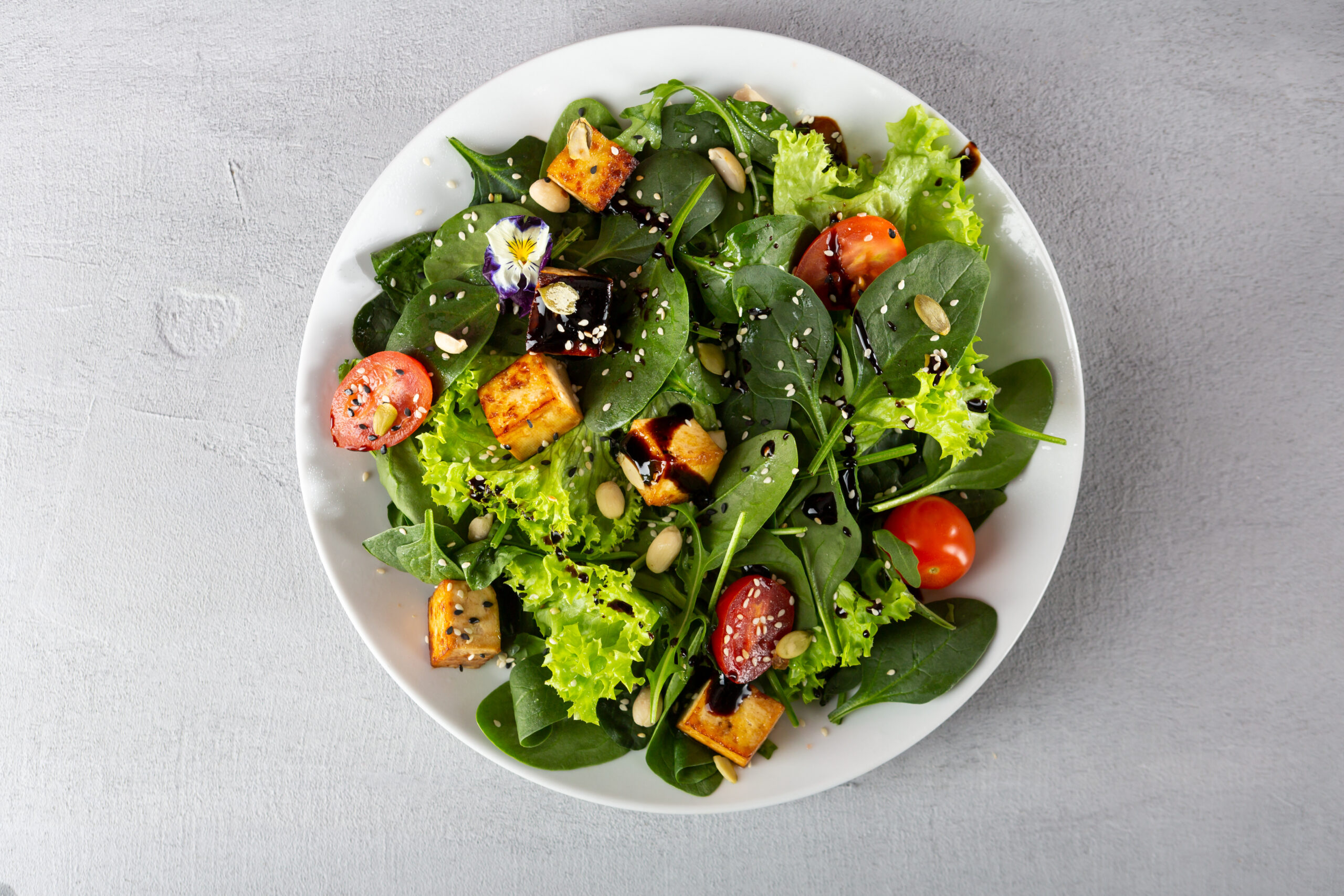 Secrets to The Healthiest Summer Salads